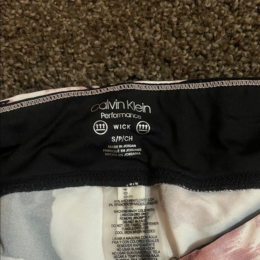 Calvin Klein Performance Black and Pink Floral Leggings - Picture 2 of 6